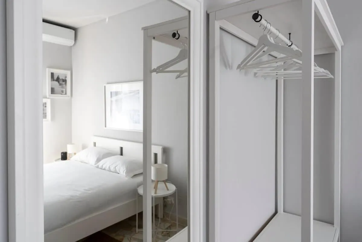 Contrasti - Black & White Milan Appartement
