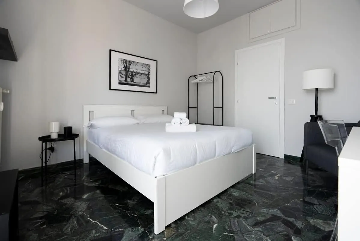 Appartement Contrasti - Black & White Milan