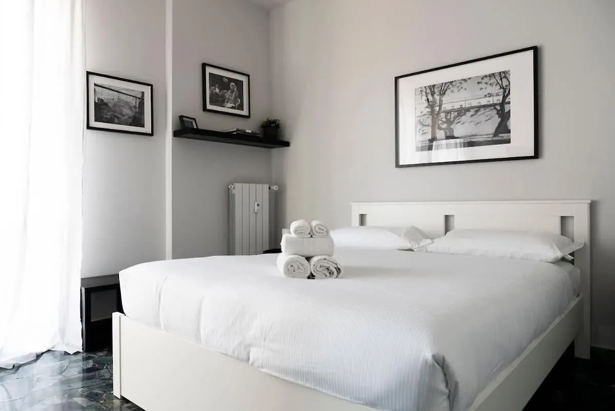 Contrasti - Black & White Milan Appartement