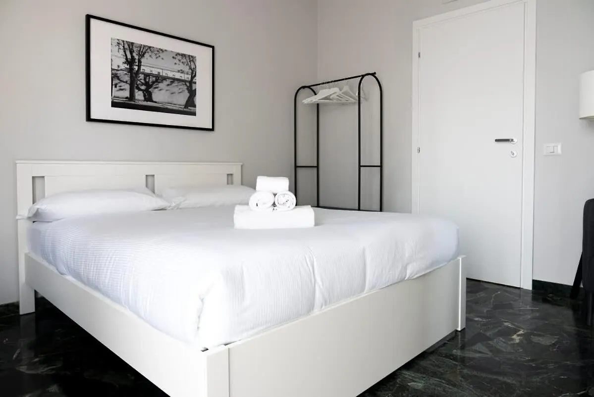 Appartement Contrasti - Black & White Milan